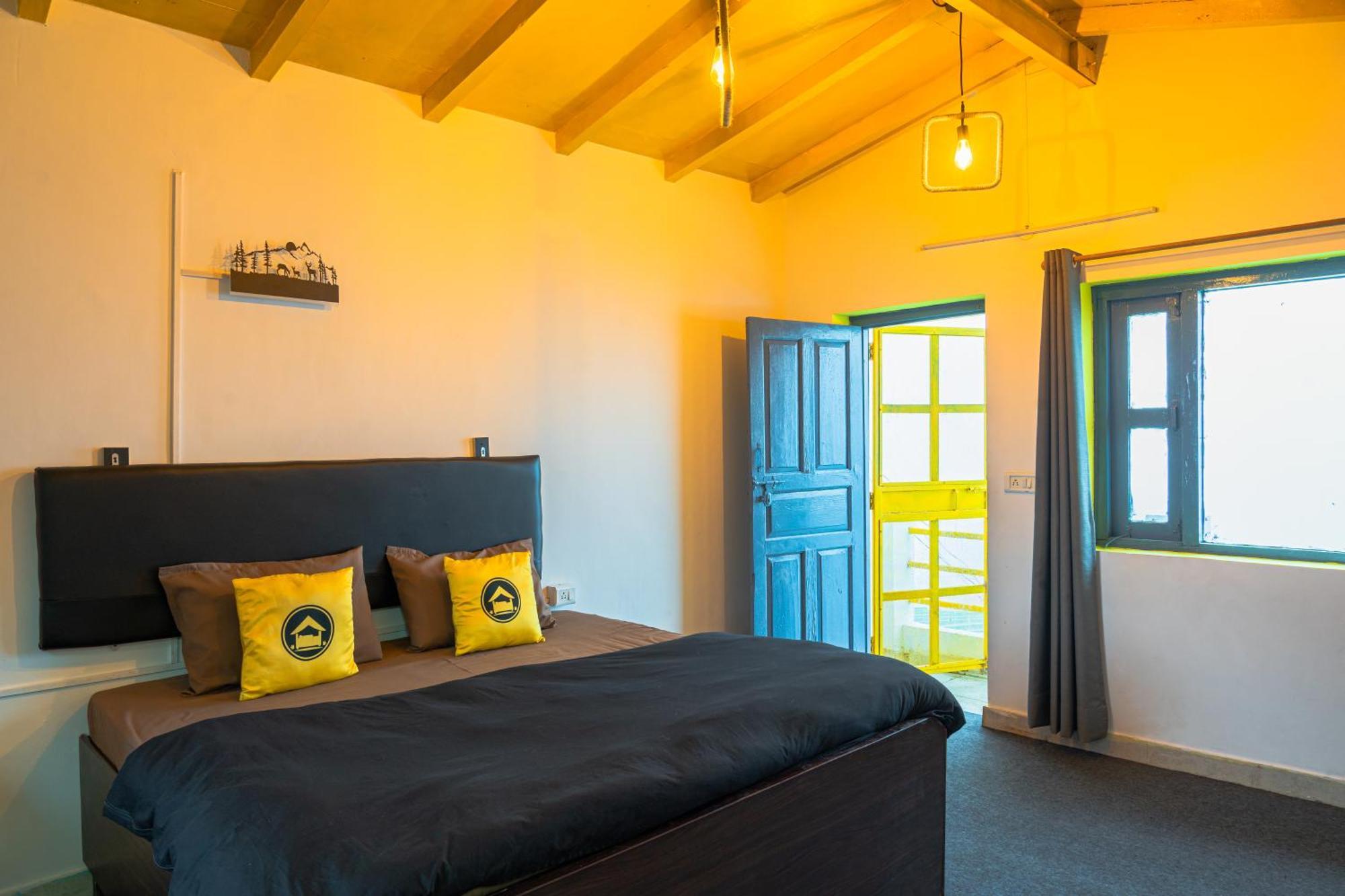 Lushtree Backpackers - Hostel & Cafe Mukteshwar Exterior photo