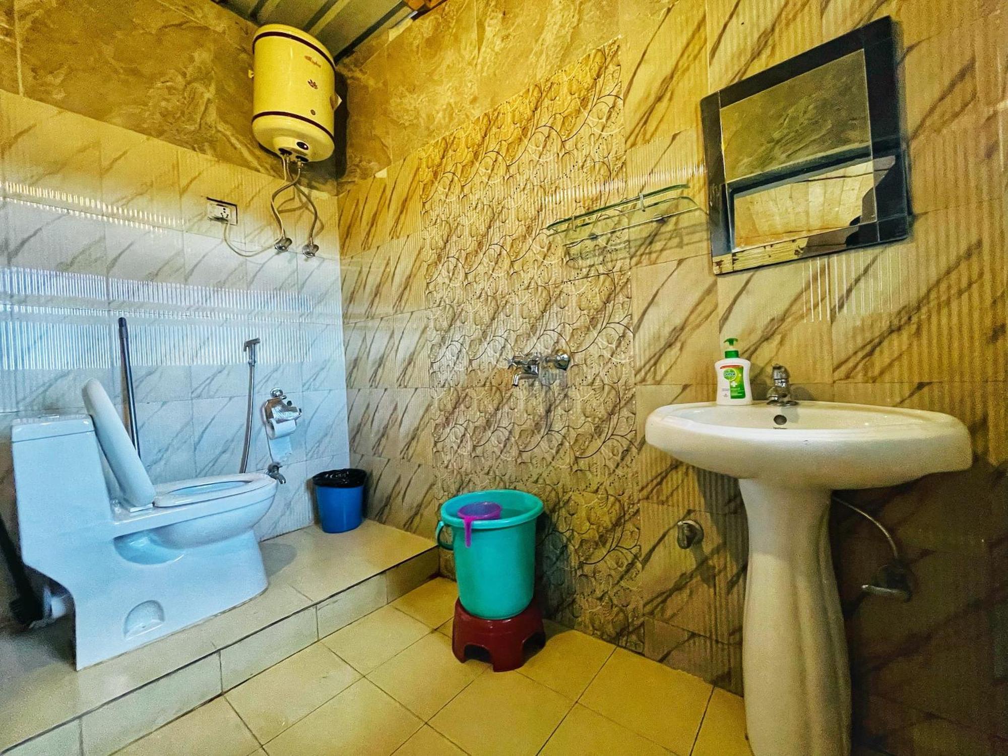 Lushtree Backpackers - Hostel & Cafe Mukteshwar Exterior photo